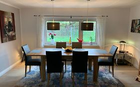 Ferienhaus Relax - Modernes Haus auf großem Grundstück im Grünen